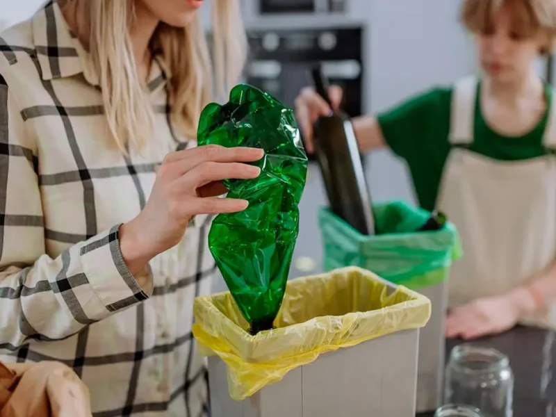 Recycling plant in operation