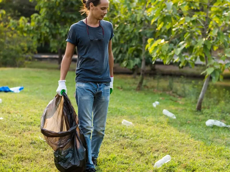 Plastic sorting in progress